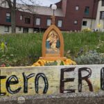 Beim Osterweg auf Berg Schönstatt mit dem Motto: Ostern ERlebt können die Besucher vom 02.-20. April dem neu erwachten Leben rund um die Auferstehung Jesu auf die Spur kommen.